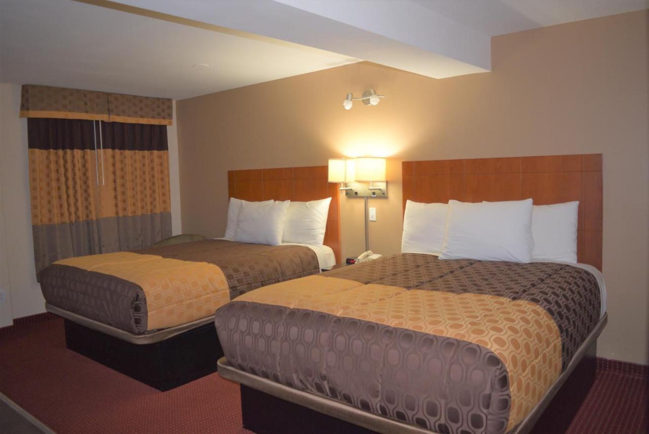 Knights Inn Arnprior Zewnętrze zdjęcie