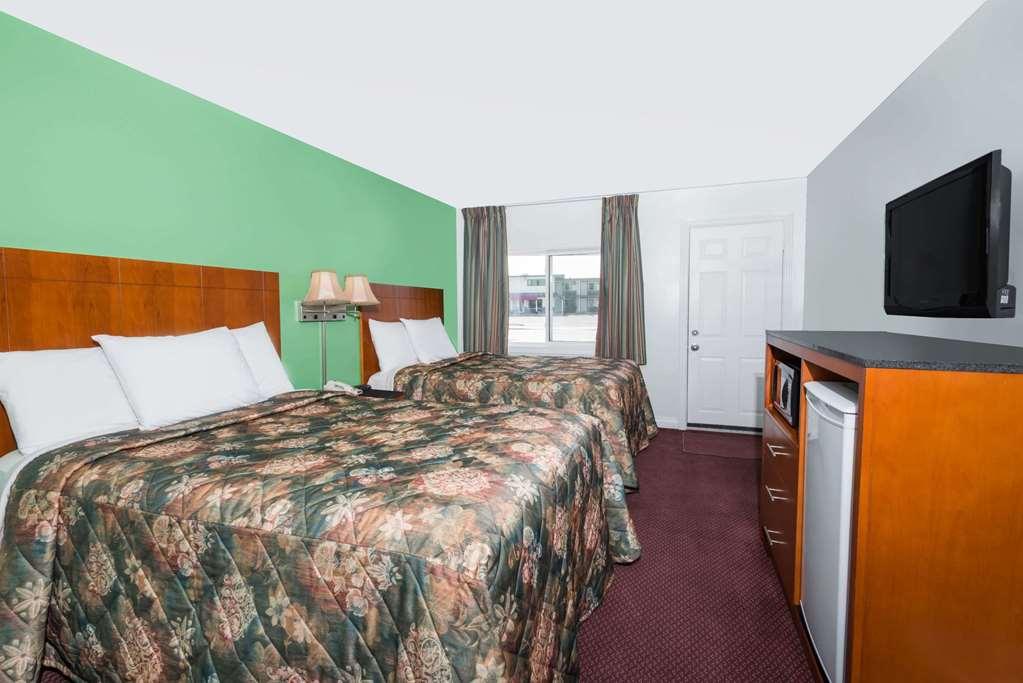 Knights Inn Arnprior Pokój zdjęcie